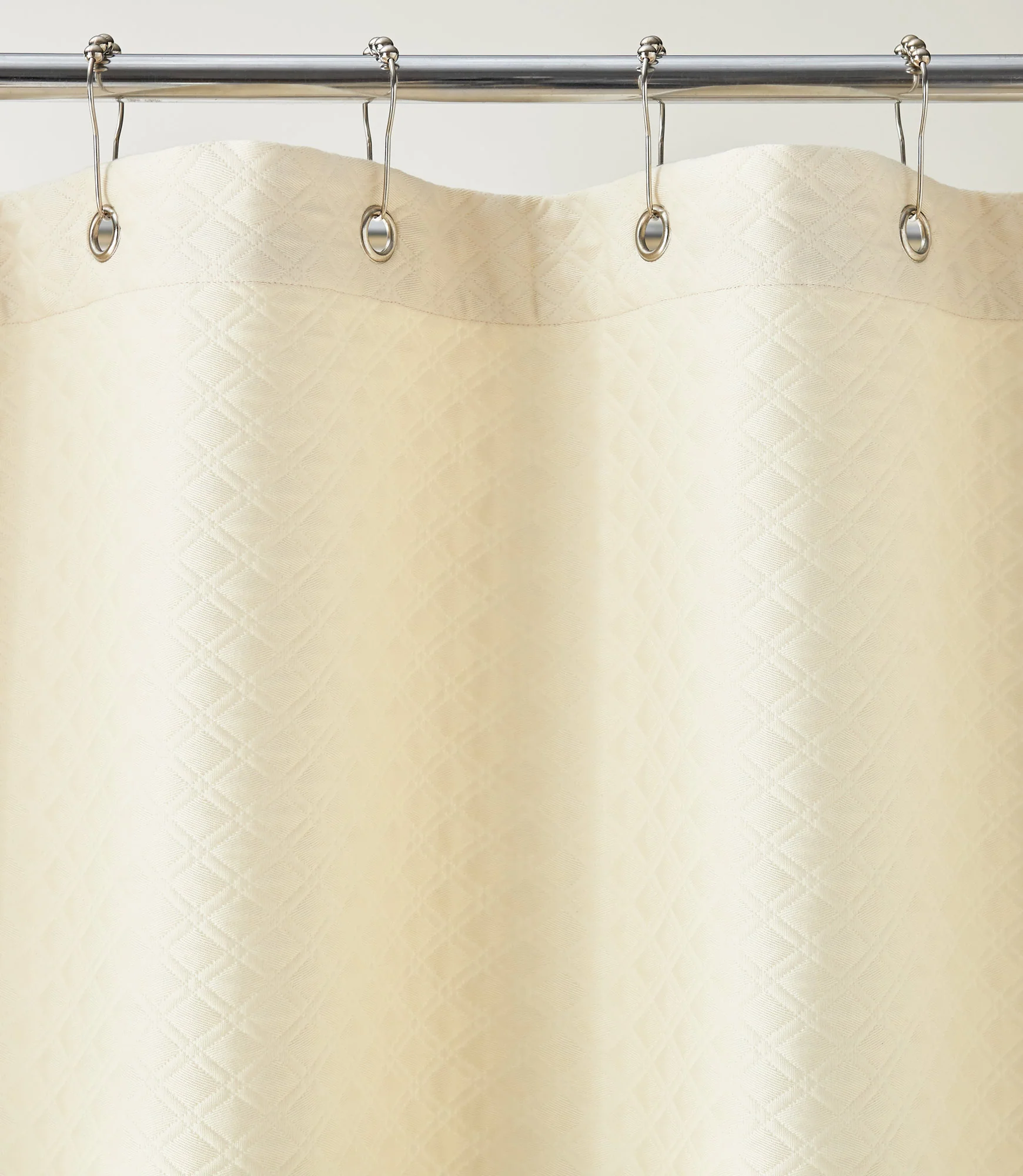 Alyssa Matelassé Shower Curtain - Image 3