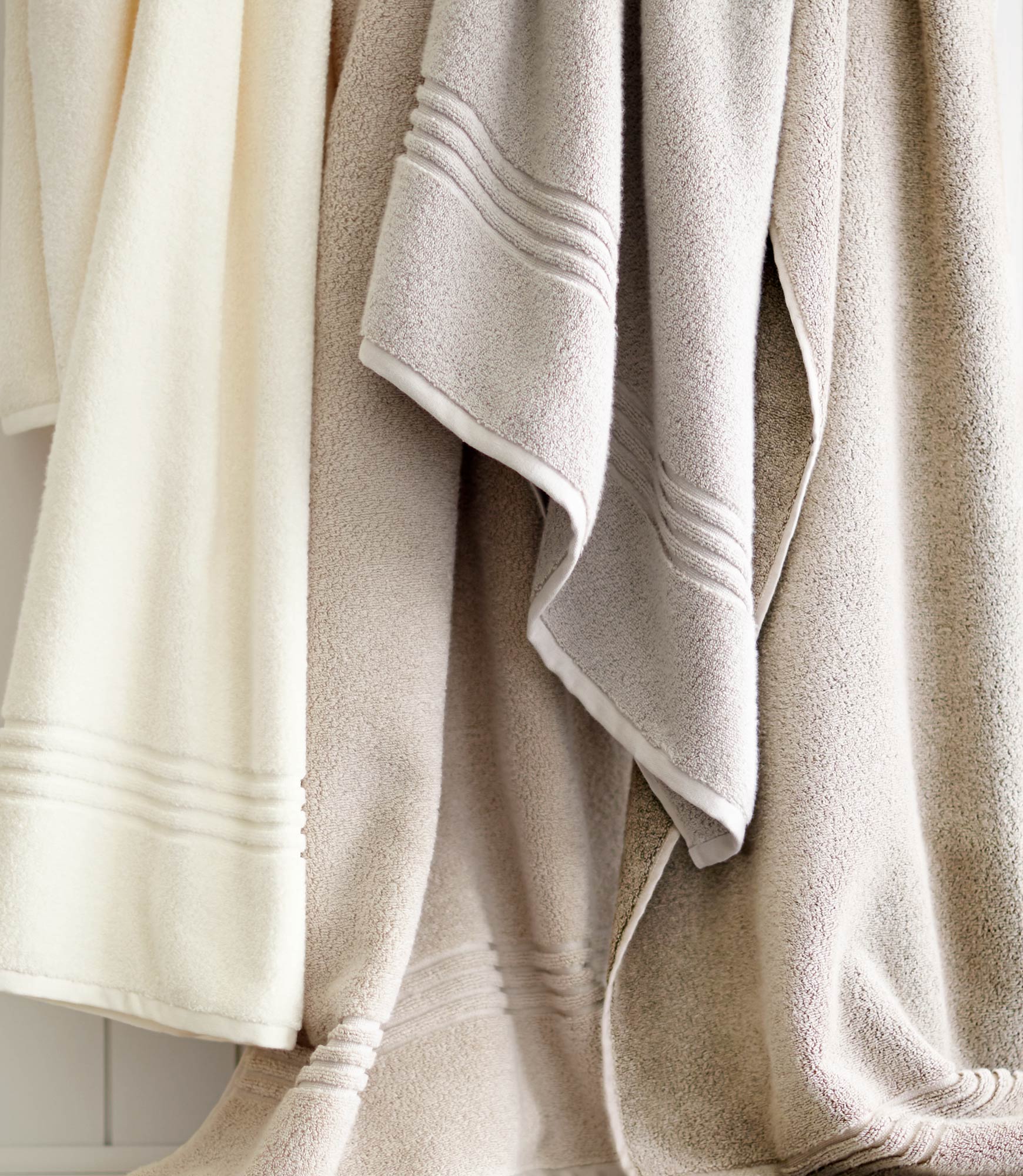 Chelsea Plush Bath Towel - Image 12