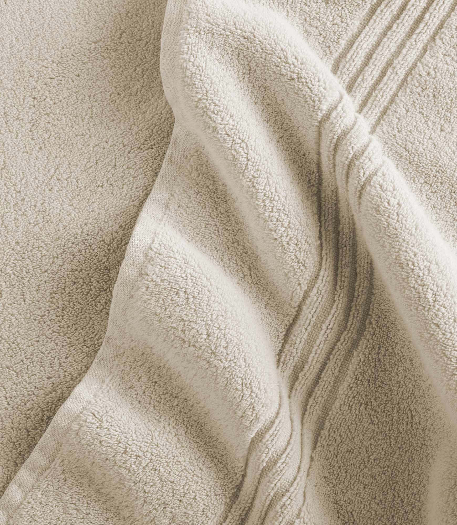 Chelsea Plush Bath Towel - Image 29