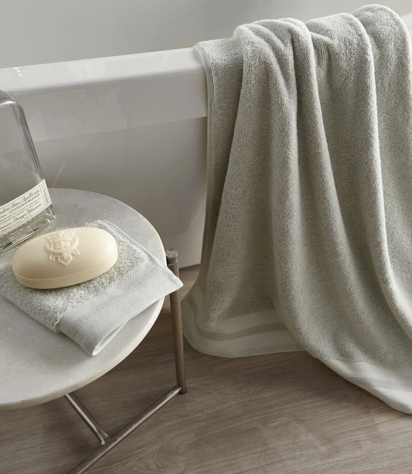 Coronado Luxe Bath Towel - Image 4