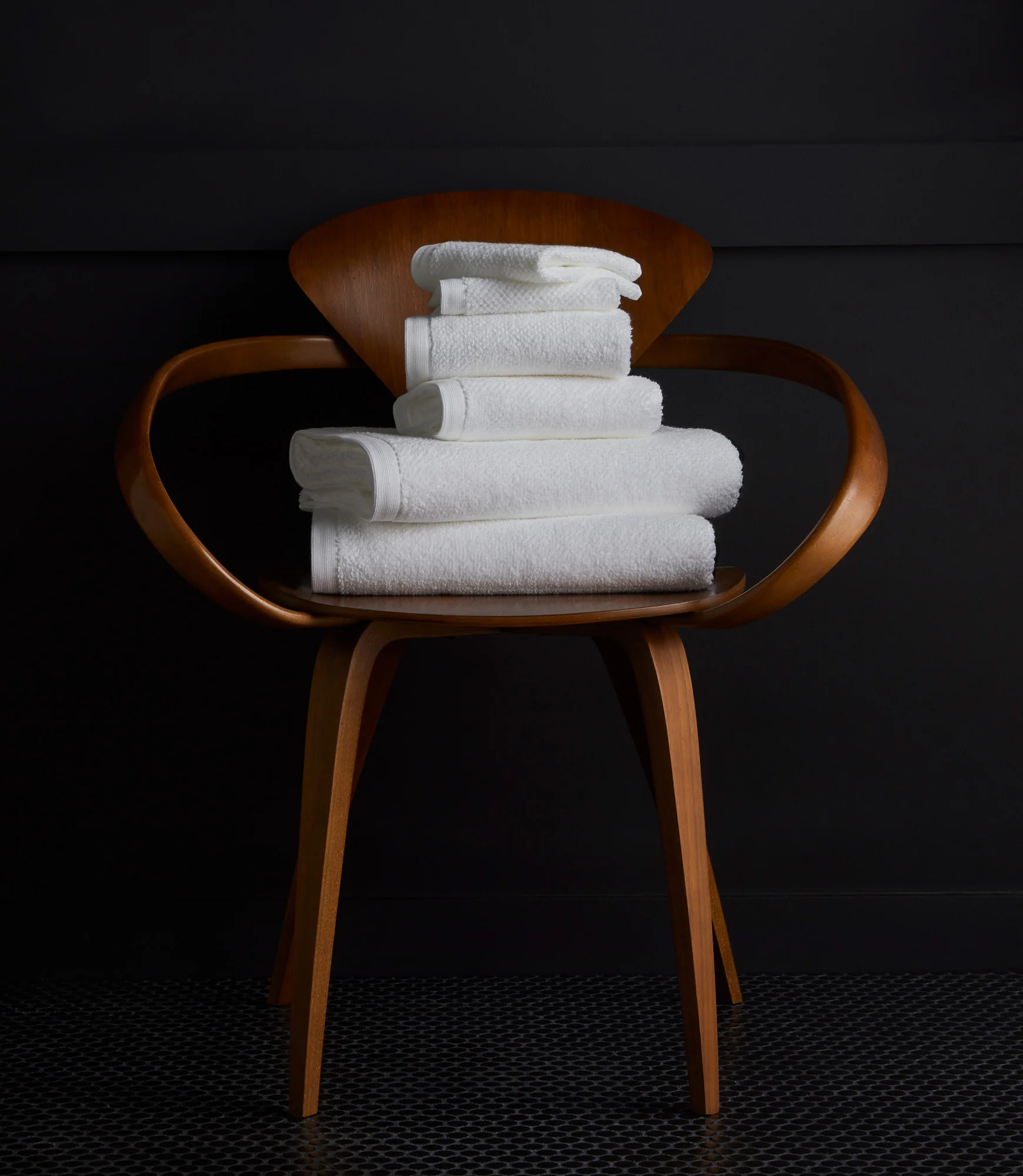 Jubilee Towel & Bathrobe Bundle - Image 5