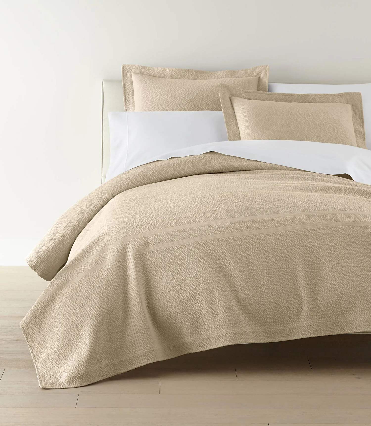 Montauk Matelassé Coverlet - Image 11