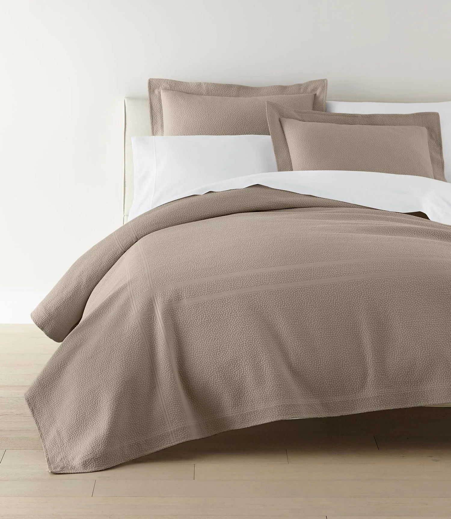 Montauk Matelassé Coverlet - Image 13