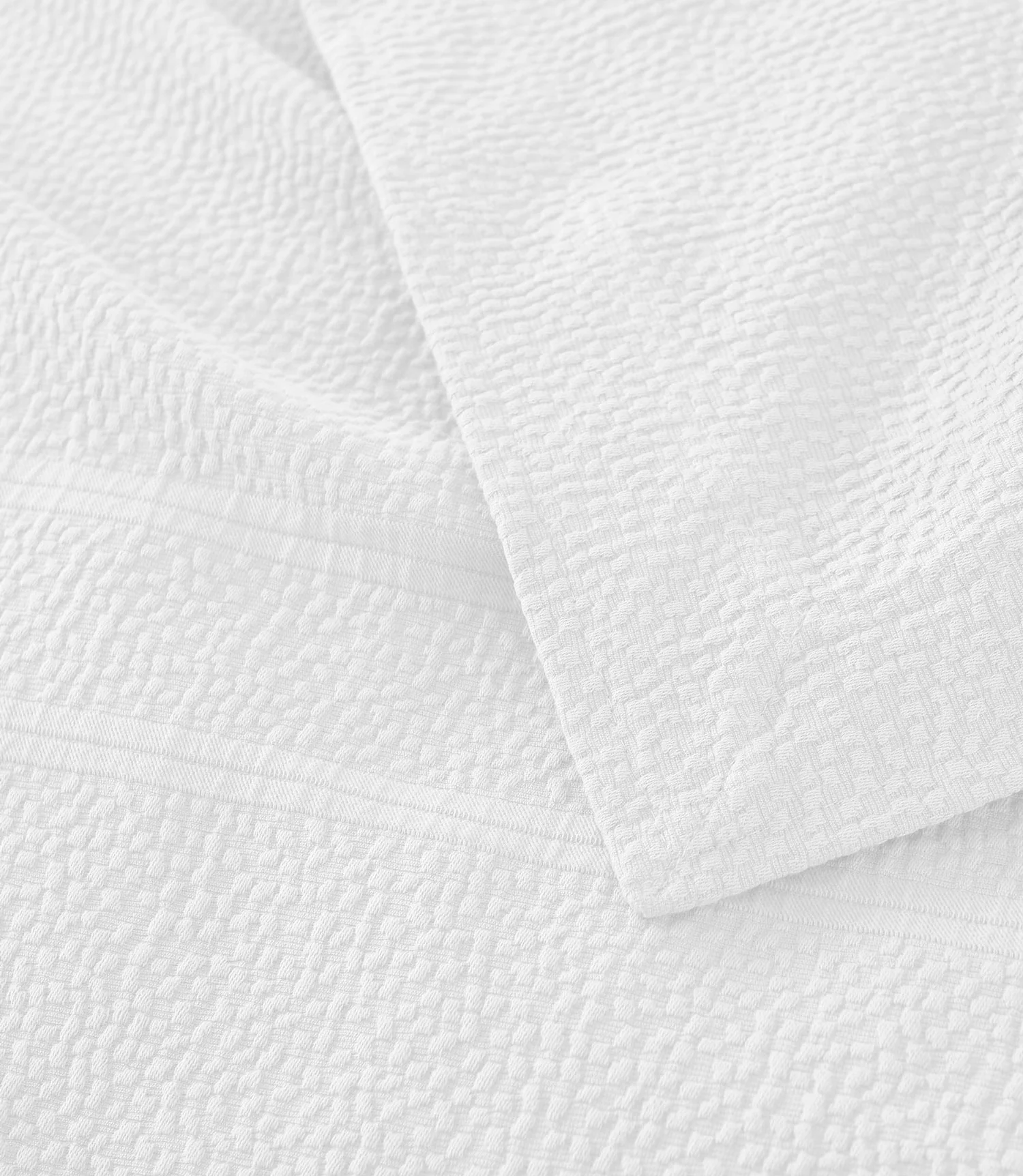 Montauk Matelassé Coverlet - Image 20