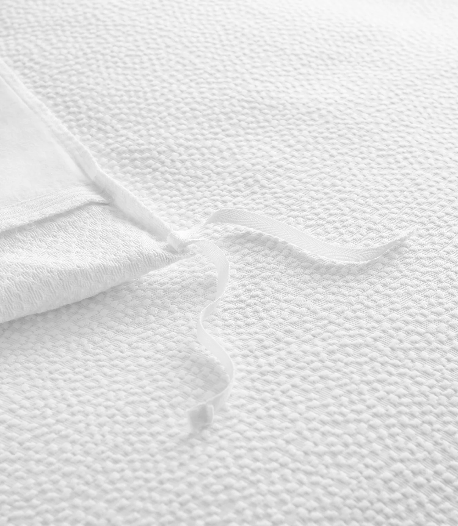 Montauk Matelassé Duvet Cover - Image 9