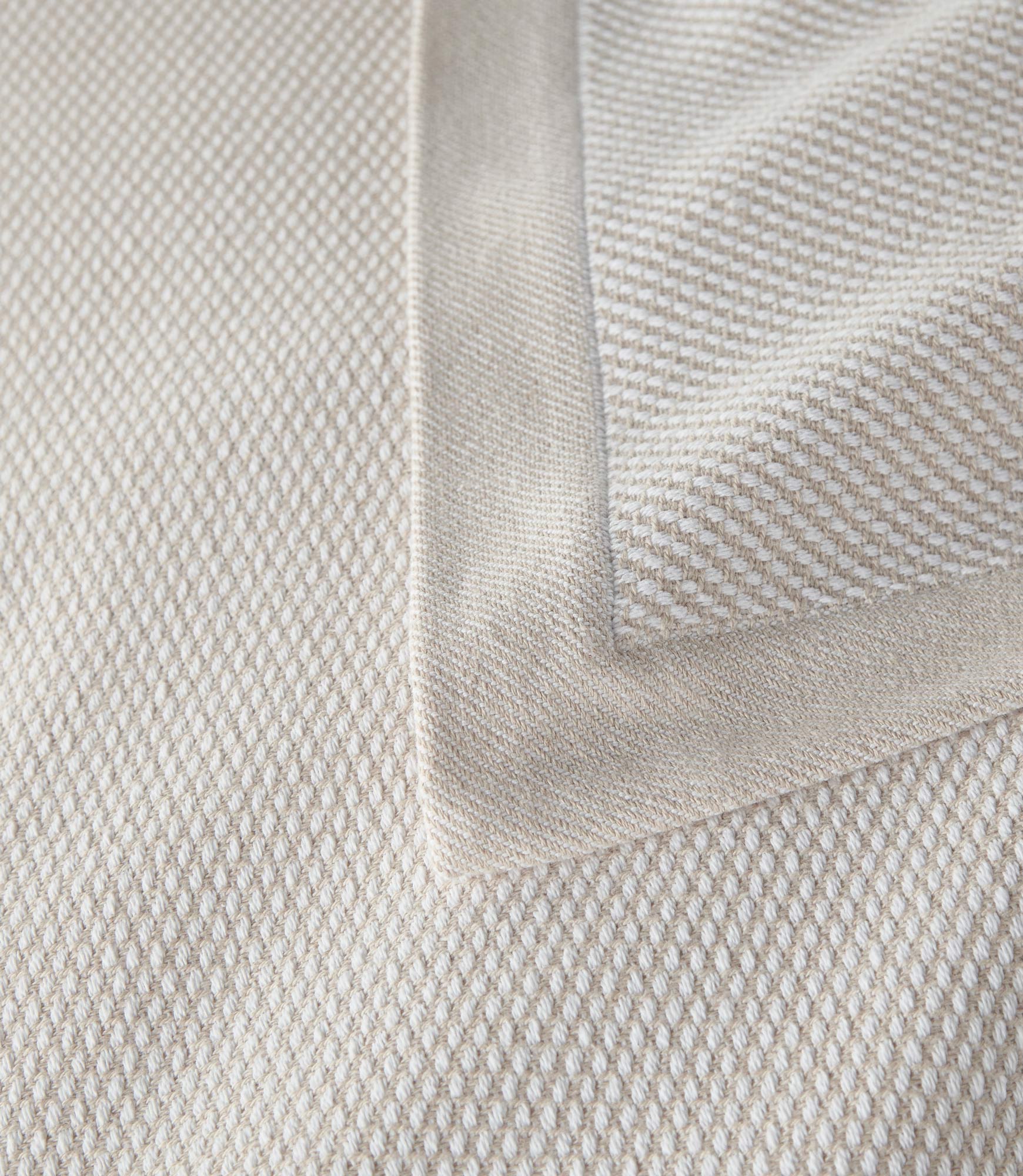 Portico Woven Blanket - Image 3