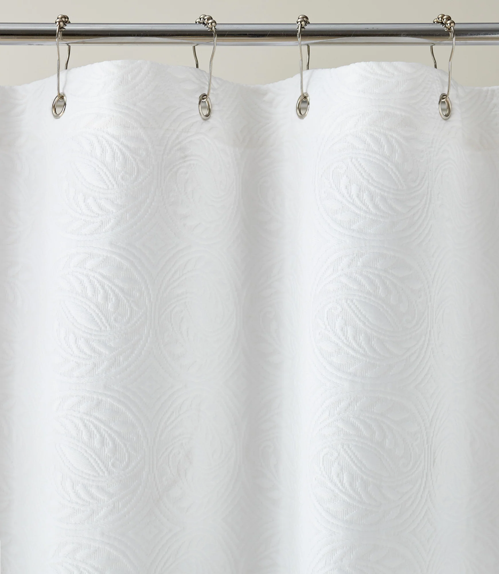 Vienna Matelassé Shower Curtain - Image 5